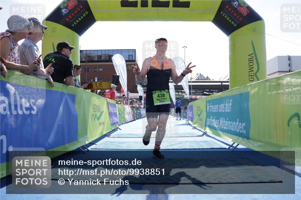 09.08.2026 - GEWOBA Citytriathlon Bremen Yannick Fuchs http://msf.ph/oto/9938851 09.08.2026 15:29:32 Ziel 438 meine-sportfotos.de