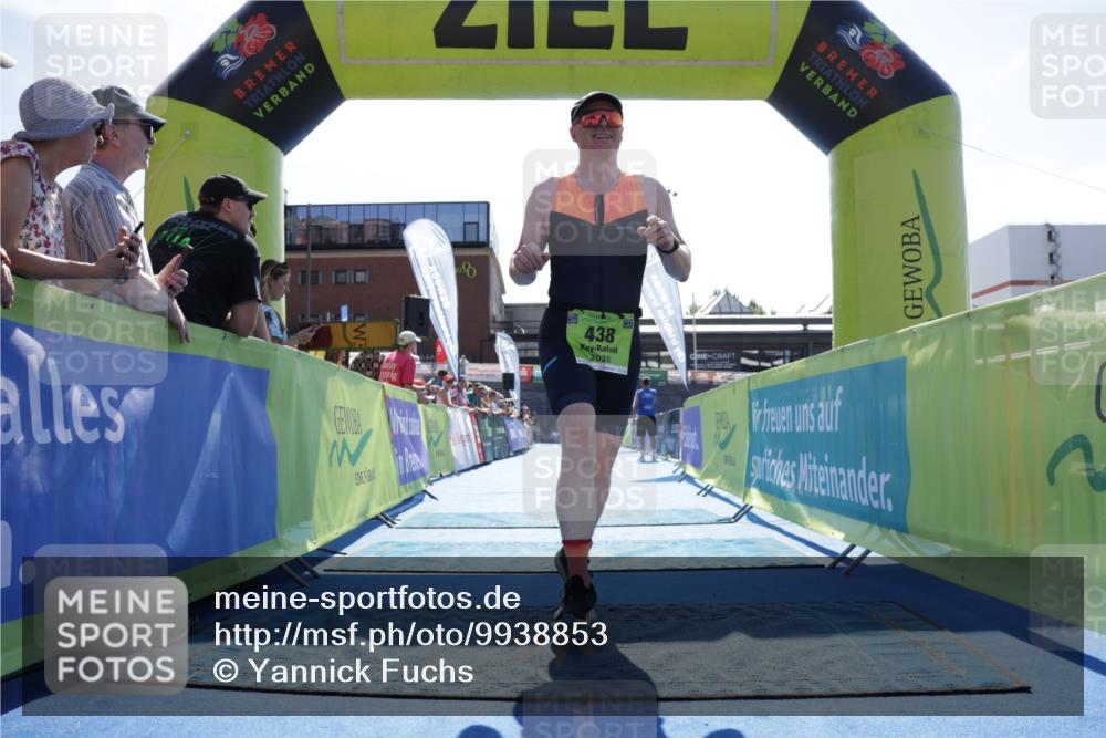 09.08.2026 - GEWOBA Citytriathlon Bremen Yannick Fuchs http://msf.ph/oto/9938853 09.08.2026 15:29:32 Ziel 438 meine-sportfotos.de