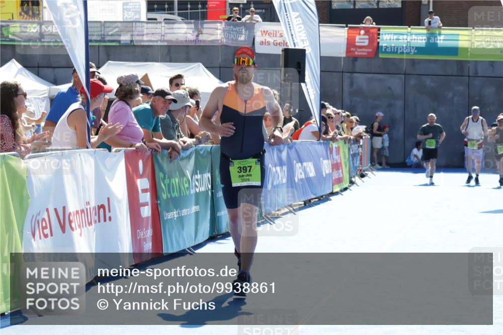 09.08.2026 - GEWOBA Citytriathlon Bremen Yannick Fuchs http://msf.ph/oto/9938861 09.08.2026 15:29:42 Ziel 397 meine-sportfotos.de
