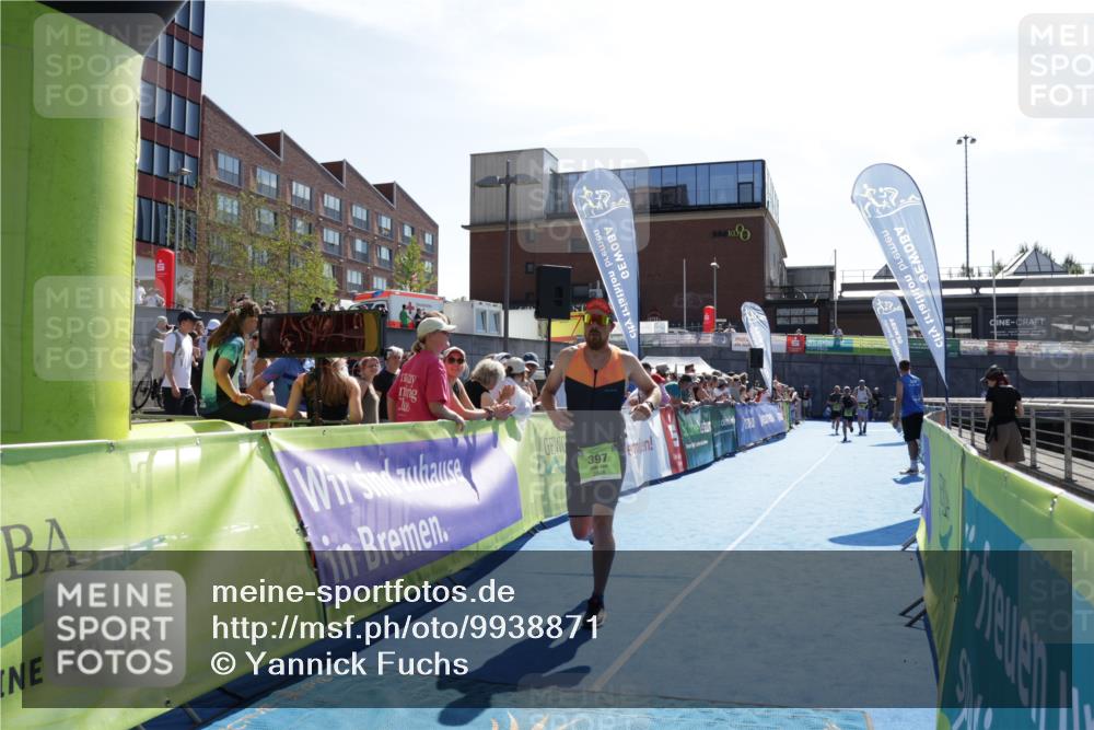 09.08.2026 - GEWOBA Citytriathlon Bremen Yannick Fuchs http://msf.ph/oto/9938871 09.08.2026 15:29:44 Ziel 397 meine-sportfotos.de