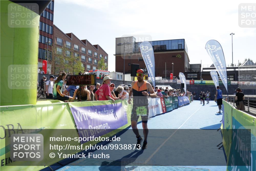 09.08.2026 - GEWOBA Citytriathlon Bremen Yannick Fuchs http://msf.ph/oto/9938873 09.08.2026 15:29:44 Ziel 397 meine-sportfotos.de