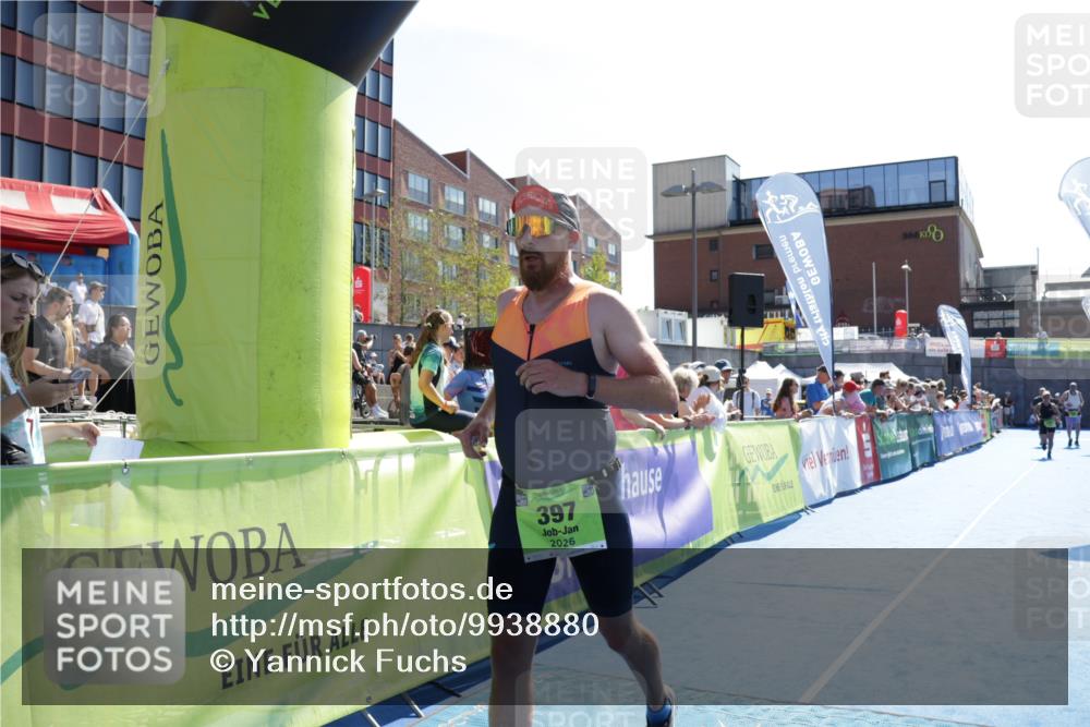 09.08.2026 - GEWOBA Citytriathlon Bremen Yannick Fuchs http://msf.ph/oto/9938880 09.08.2026 15:29:45 Ziel 397 meine-sportfotos.de