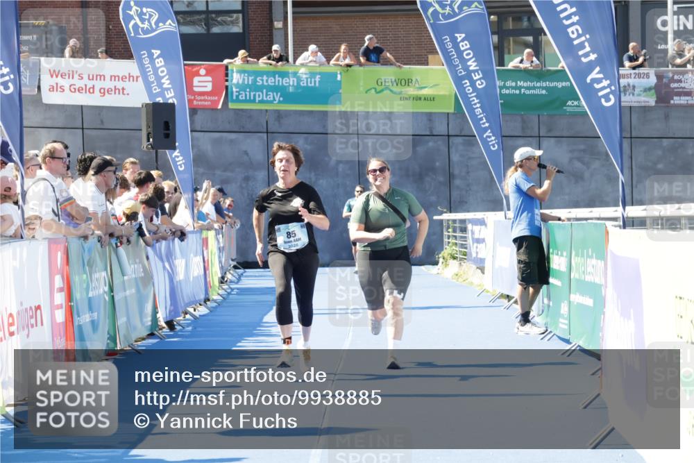 09.08.2026 - GEWOBA Citytriathlon Bremen Yannick Fuchs http://msf.ph/oto/9938885 09.08.2026 11:45:26 Ziel 85 meine-sportfotos.de