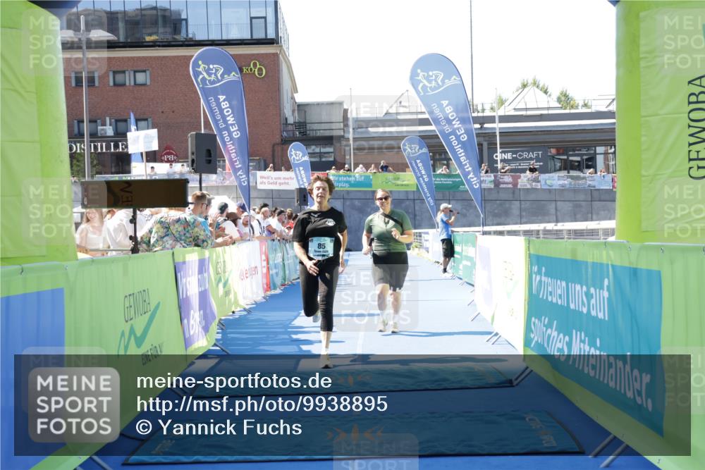 09.08.2026 - GEWOBA Citytriathlon Bremen Yannick Fuchs http://msf.ph/oto/9938895 09.08.2026 11:45:29 Ziel 85, 444 meine-sportfotos.de