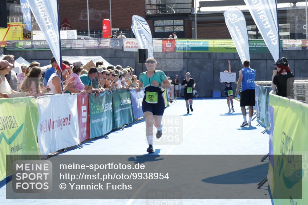 09.08.2026 - GEWOBA Citytriathlon Bremen Yannick Fuchs http://msf.ph/oto/9938954 09.08.2026 15:30:04 Ziel 191, 231, 442 meine-sportfotos.de
