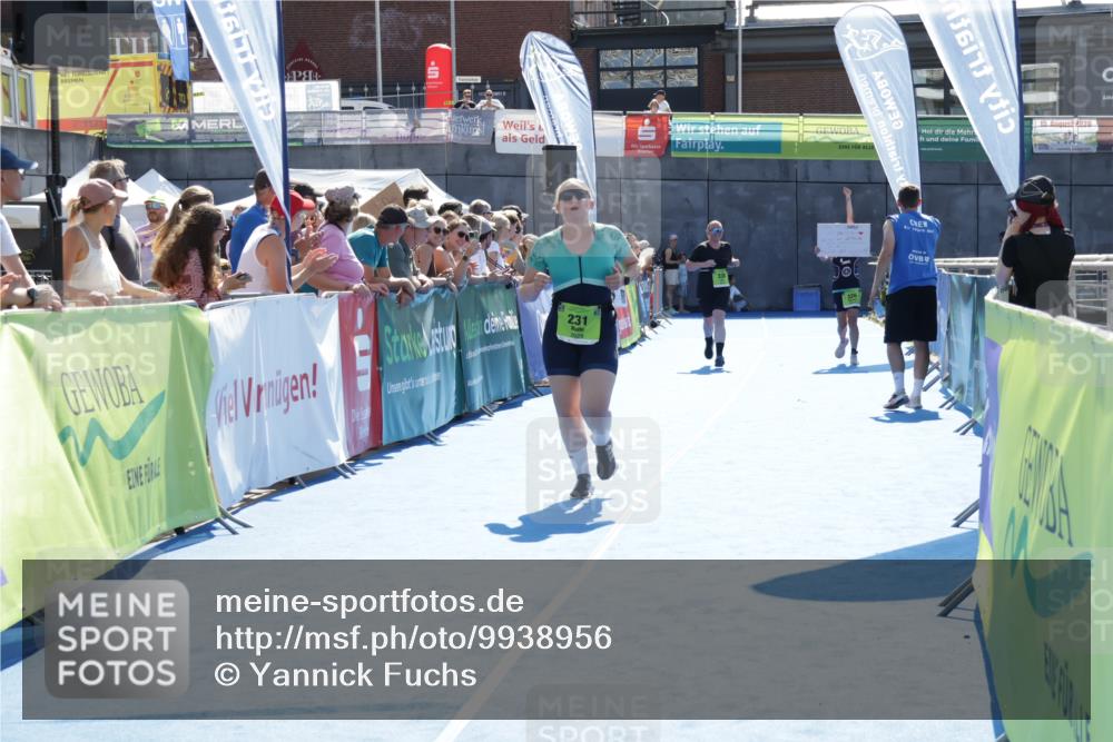09.08.2026 - GEWOBA Citytriathlon Bremen Yannick Fuchs http://msf.ph/oto/9938956 09.08.2026 15:30:04 Ziel 191, 231, 442 meine-sportfotos.de