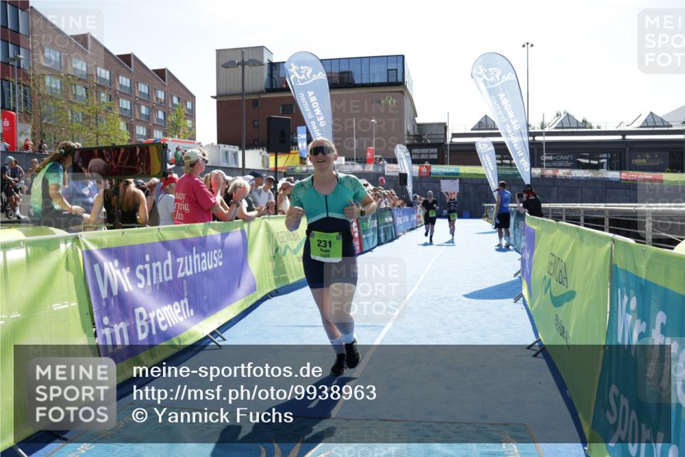 09.08.2026 - GEWOBA Citytriathlon Bremen Yannick Fuchs http://msf.ph/oto/9938963 09.08.2026 15:30:07 Ziel 231, 326, 330 meine-sportfotos.de