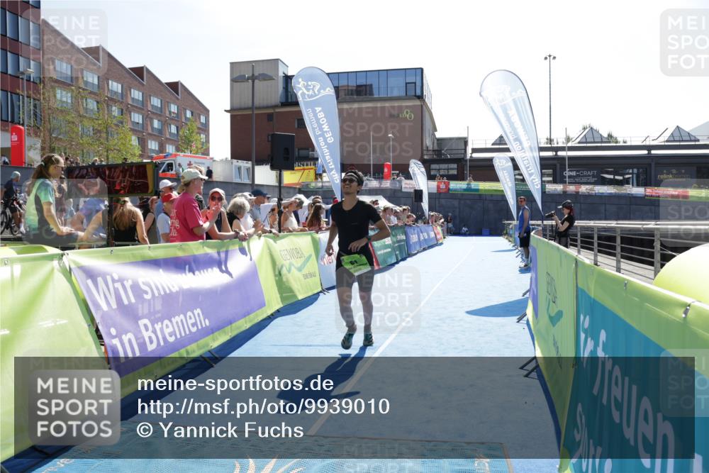 09.08.2026 - GEWOBA Citytriathlon Bremen Yannick Fuchs http://msf.ph/oto/9939010 09.08.2026 15:30:18 Ziel 61 meine-sportfotos.de