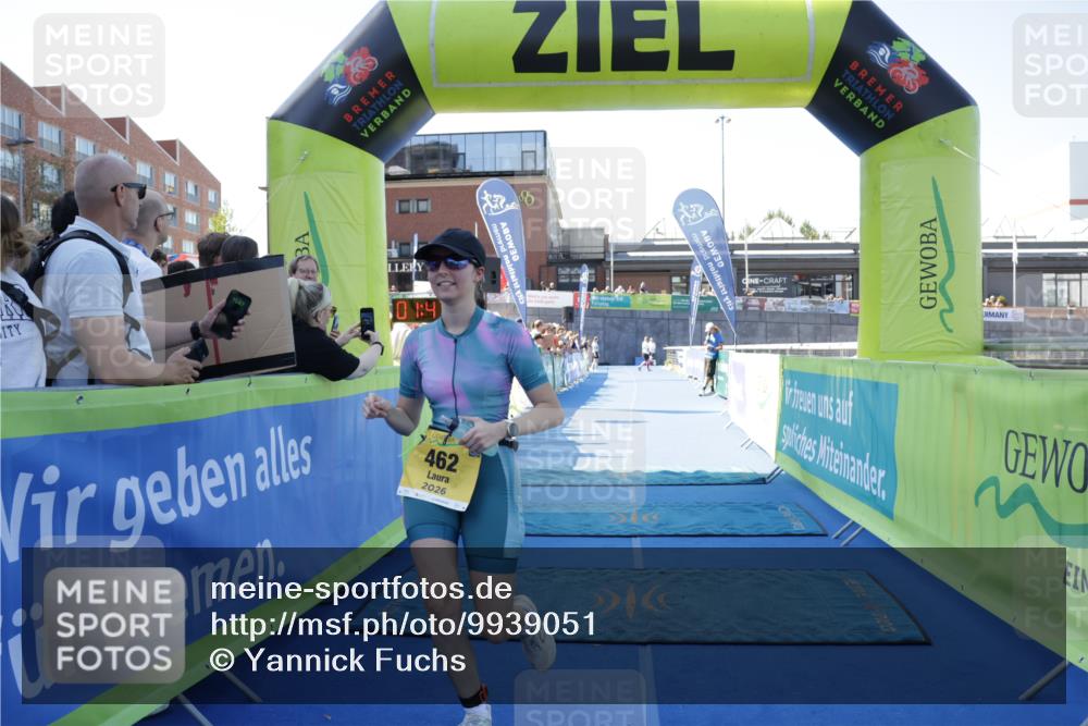09.08.2026 - GEWOBA Citytriathlon Bremen Yannick Fuchs http://msf.ph/oto/9939051 09.08.2026 11:47:04 Ziel 462 meine-sportfotos.de