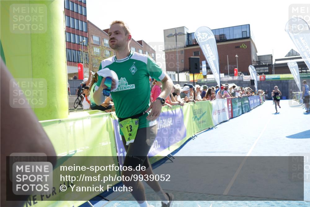 09.08.2026 - GEWOBA Citytriathlon Bremen Yannick Fuchs http://msf.ph/oto/9939052 09.08.2026 15:30:38 Ziel 138, 210, 414, 428 meine-sportfotos.de