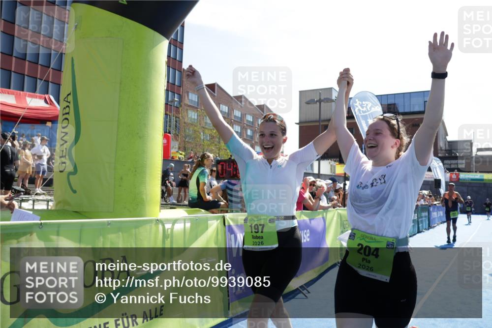 09.08.2026 - GEWOBA Citytriathlon Bremen Yannick Fuchs http://msf.ph/oto/9939085 09.08.2026 15:30:47 Ziel 197, 204, 210, 414, 452 meine-sportfotos.de