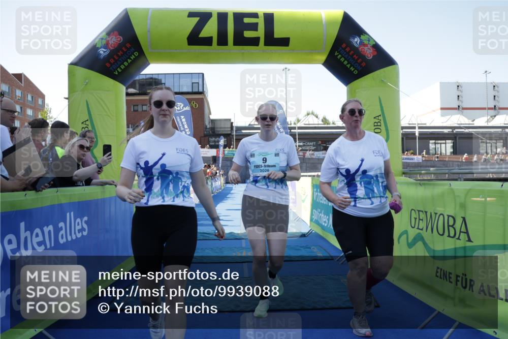 09.08.2026 - GEWOBA Citytriathlon Bremen Yannick Fuchs http://msf.ph/oto/9939088 09.08.2026 11:47:22 Ziel 9 meine-sportfotos.de