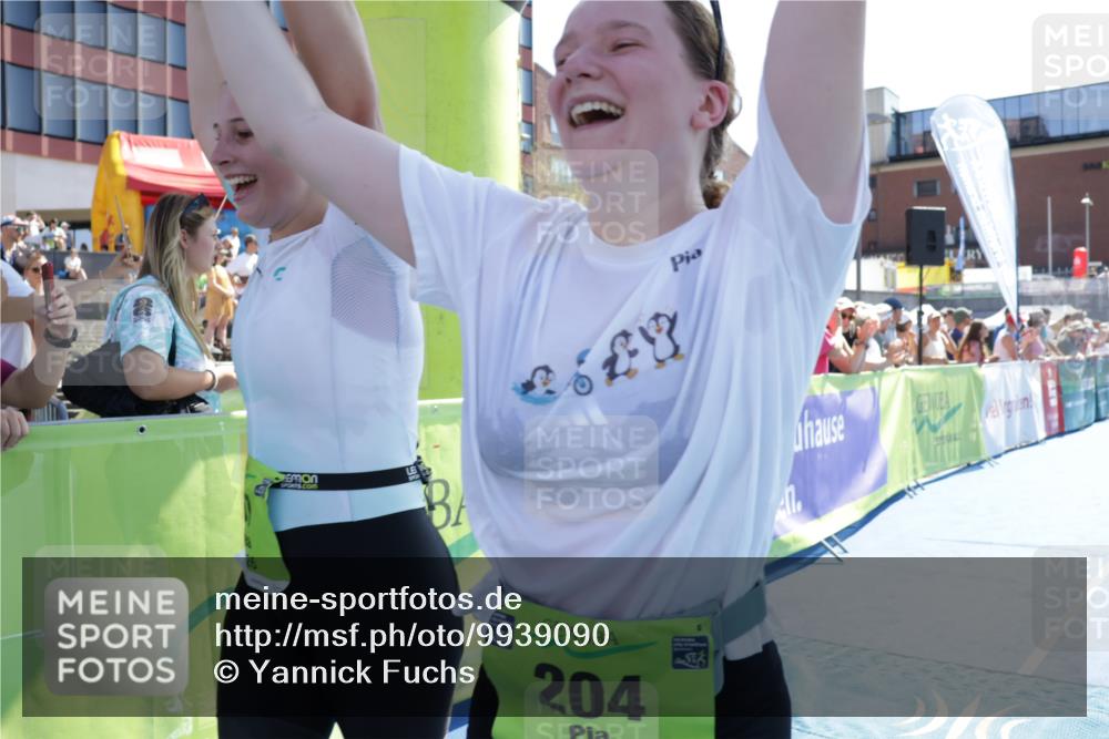 09.08.2026 - GEWOBA Citytriathlon Bremen Yannick Fuchs http://msf.ph/oto/9939090 09.08.2026 15:30:47 Ziel 197, 204, 210, 414, 452 meine-sportfotos.de