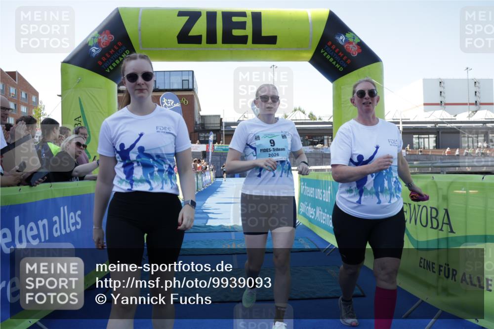 09.08.2026 - GEWOBA Citytriathlon Bremen Yannick Fuchs http://msf.ph/oto/9939093 09.08.2026 11:47:23 Ziel 9 meine-sportfotos.de