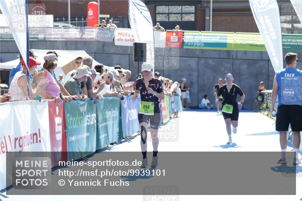 09.08.2026 - GEWOBA Citytriathlon Bremen Yannick Fuchs http://msf.ph/oto/9939101 09.08.2026 15:30:52 Ziel 197, 204, 224, 292, 452 meine-sportfotos.de