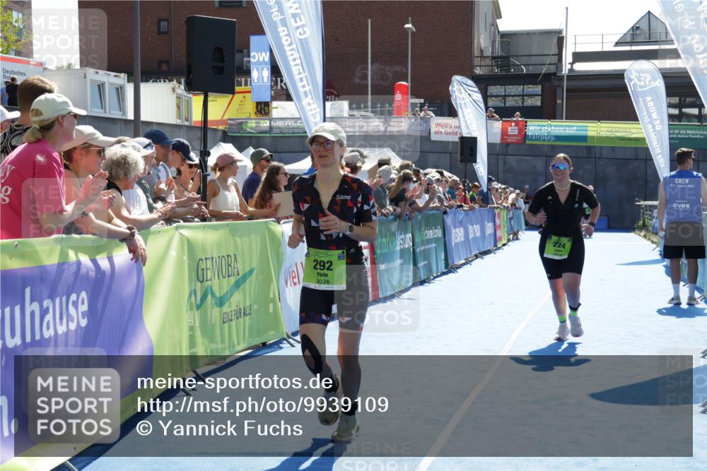 09.08.2026 - GEWOBA Citytriathlon Bremen Yannick Fuchs http://msf.ph/oto/9939109 09.08.2026 15:30:55 Ziel 224, 292, 452 meine-sportfotos.de