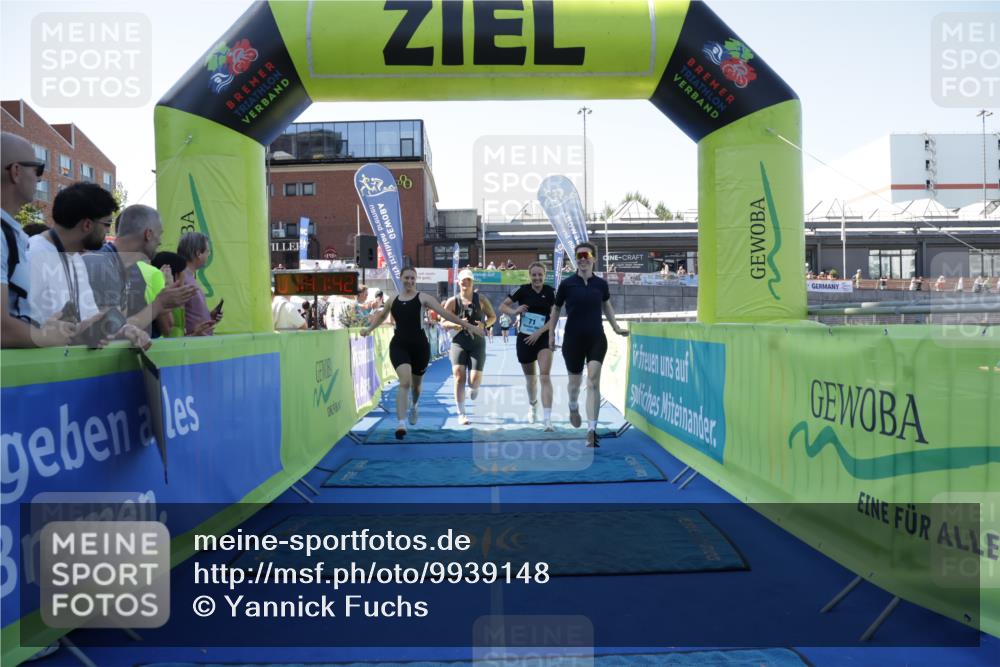 09.08.2026 - GEWOBA Citytriathlon Bremen Yannick Fuchs http://msf.ph/oto/9939148 09.08.2026 11:47:46 Ziel 71, 469 meine-sportfotos.de