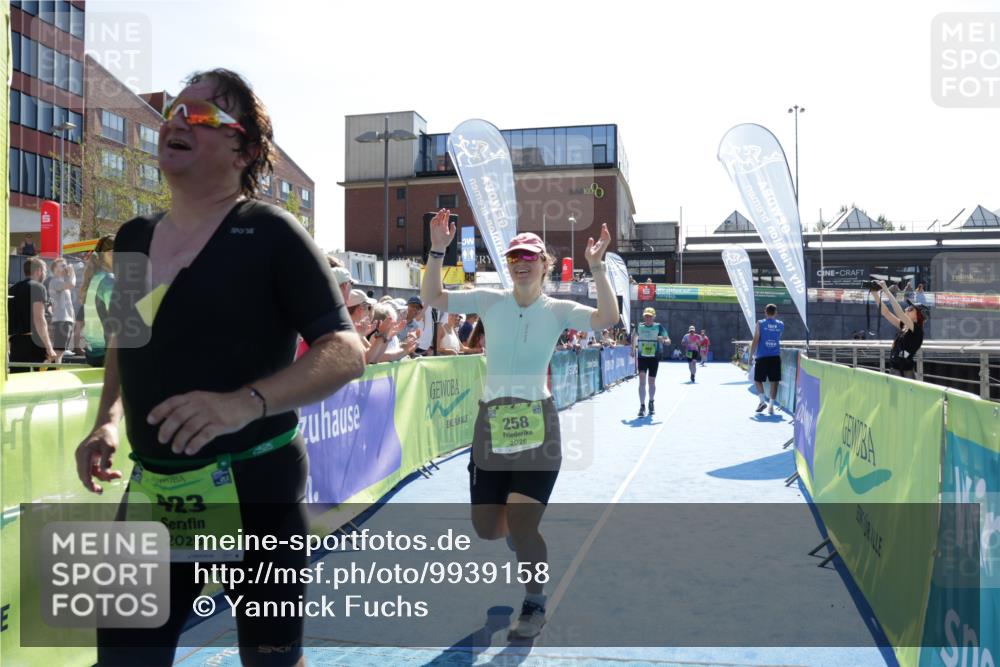 09.08.2026 - GEWOBA Citytriathlon Bremen Yannick Fuchs http://msf.ph/oto/9939158 09.08.2026 15:31:05 Ziel 258, 423, 460, 488 meine-sportfotos.de