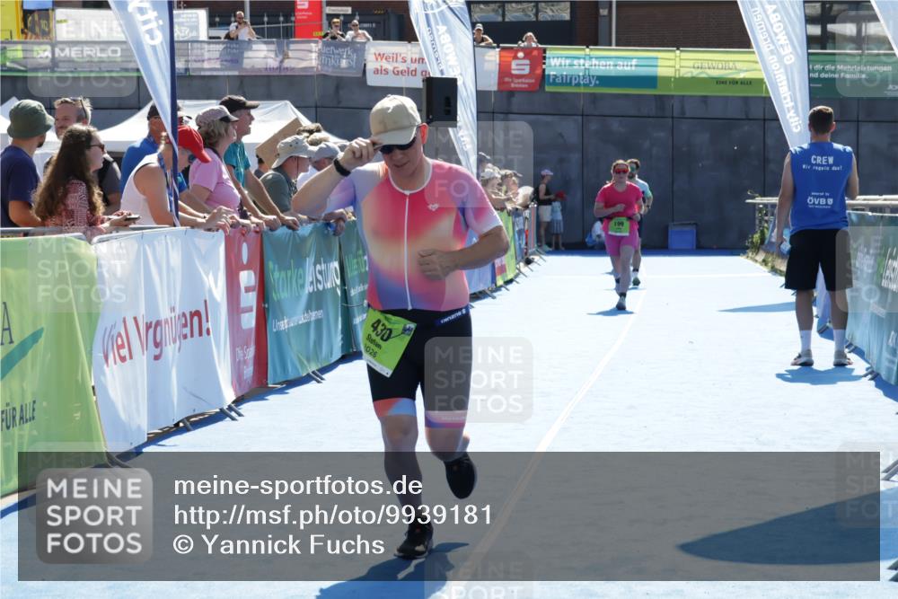 09.08.2026 - GEWOBA Citytriathlon Bremen Yannick Fuchs http://msf.ph/oto/9939181 09.08.2026 15:31:10 Ziel 258, 423, 430, 460 meine-sportfotos.de