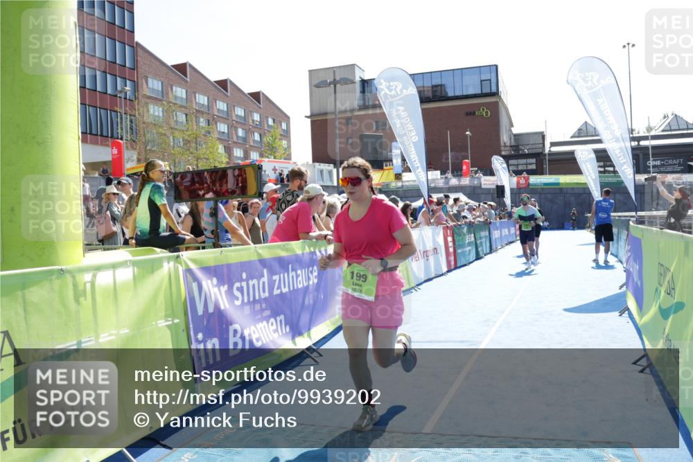 09.08.2026 - GEWOBA Citytriathlon Bremen Yannick Fuchs http://msf.ph/oto/9939202 09.08.2026 15:31:18 Ziel 142, 199, 281 meine-sportfotos.de