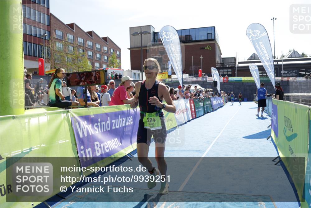 09.08.2026 - GEWOBA Citytriathlon Bremen Yannick Fuchs http://msf.ph/oto/9939251 09.08.2026 15:31:32 Ziel 524 meine-sportfotos.de