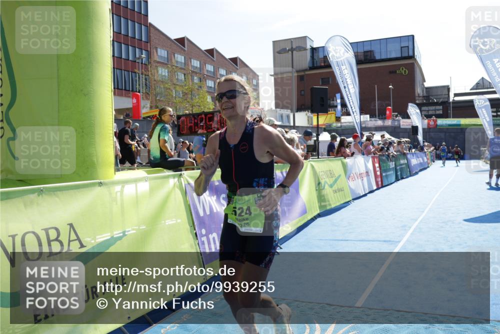 09.08.2026 - GEWOBA Citytriathlon Bremen Yannick Fuchs http://msf.ph/oto/9939255 09.08.2026 15:31:32 Ziel 524 meine-sportfotos.de