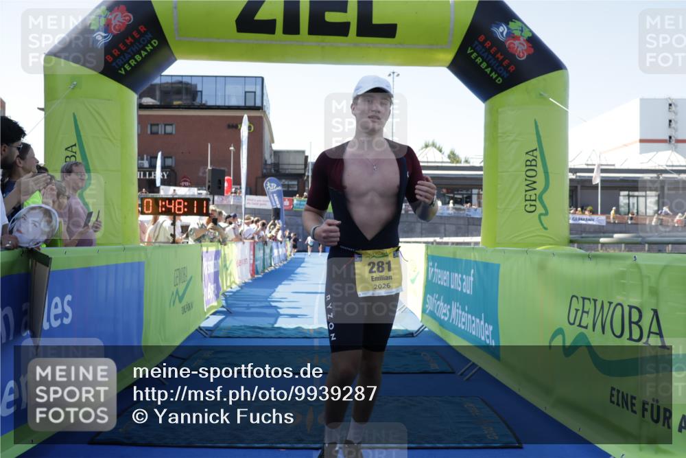 09.08.2026 - GEWOBA Citytriathlon Bremen Yannick Fuchs http://msf.ph/oto/9939287 09.08.2026 11:48:15 Ziel 459 meine-sportfotos.de