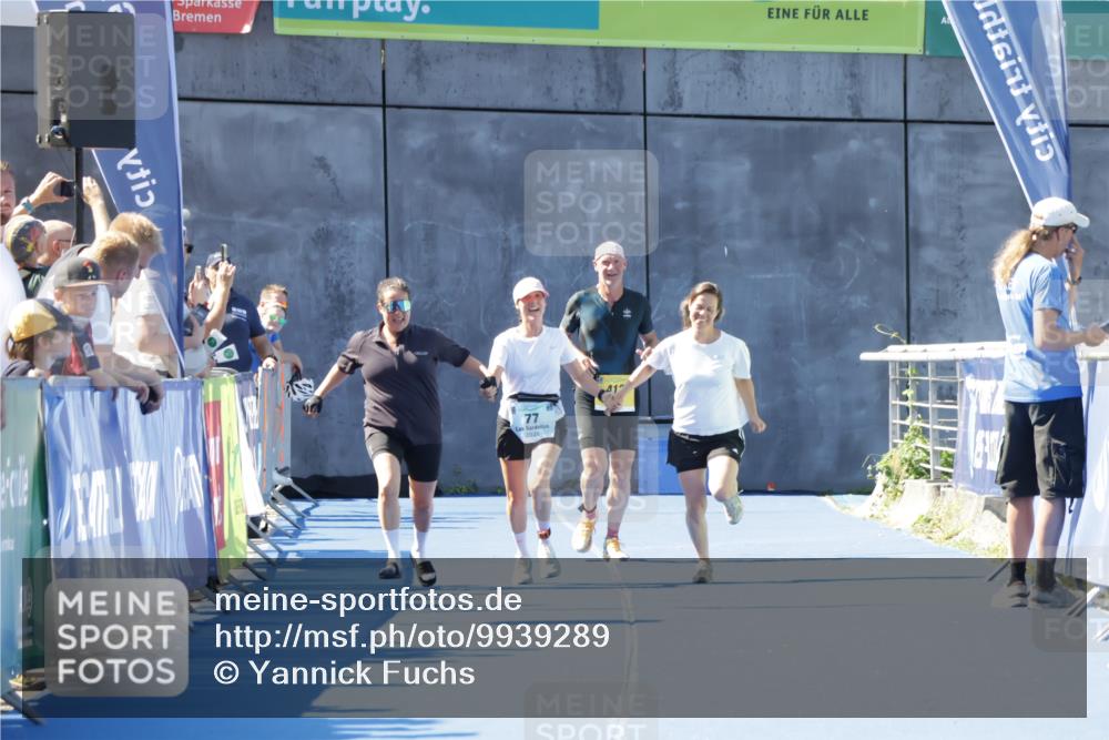09.08.2026 - GEWOBA Citytriathlon Bremen Yannick Fuchs http://msf.ph/oto/9939289 09.08.2026 11:48:18 Ziel  meine-sportfotos.de