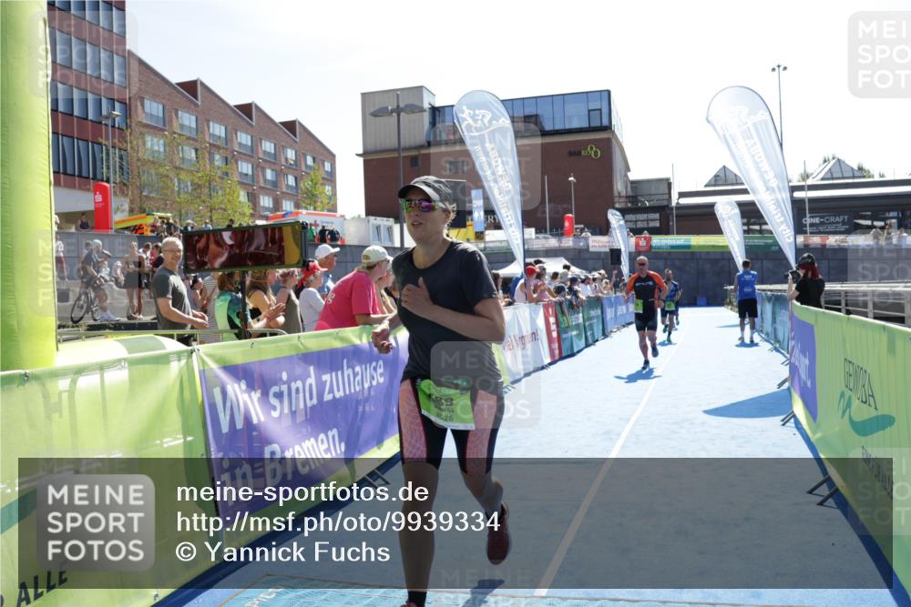09.08.2026 - GEWOBA Citytriathlon Bremen Yannick Fuchs http://msf.ph/oto/9939334 09.08.2026 15:31:59 Ziel 381, 419, 489 meine-sportfotos.de