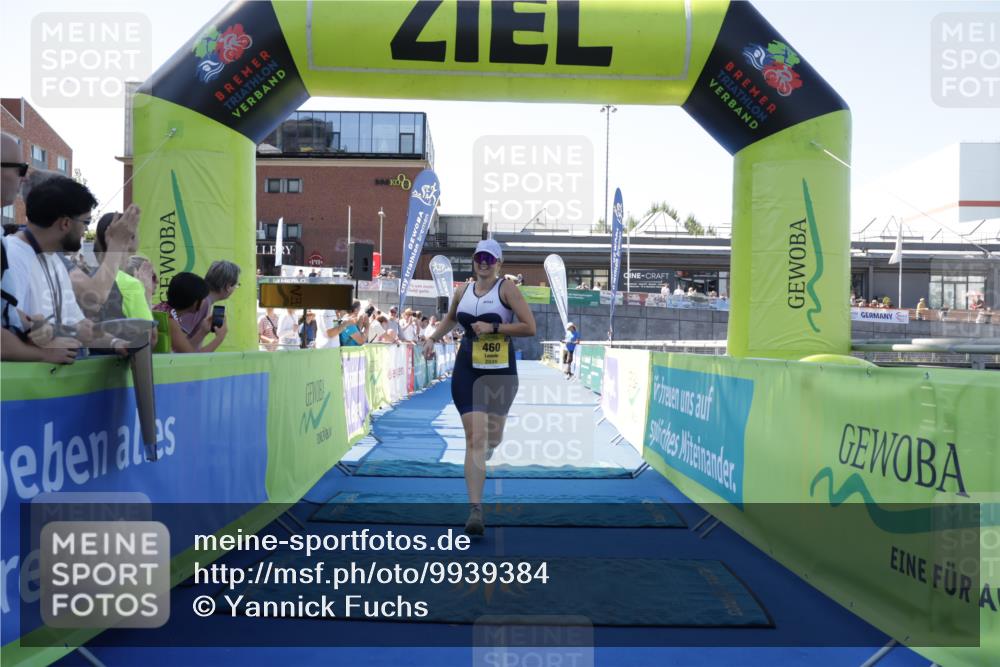 09.08.2026 - GEWOBA Citytriathlon Bremen Yannick Fuchs http://msf.ph/oto/9939384 09.08.2026 11:48:48 Ziel 460 meine-sportfotos.de