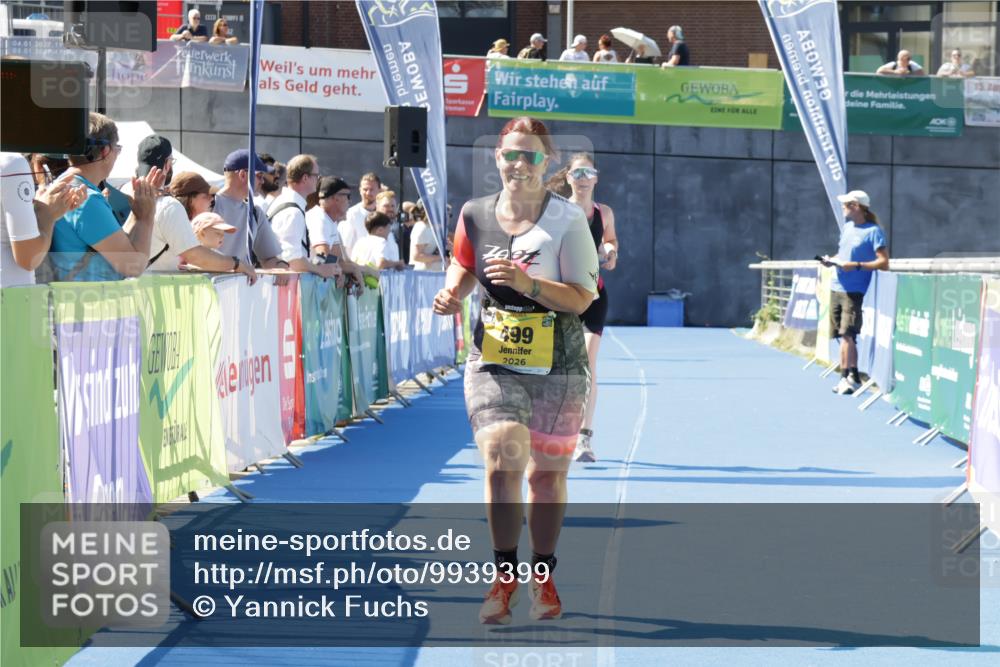 09.08.2026 - GEWOBA Citytriathlon Bremen Yannick Fuchs http://msf.ph/oto/9939399 09.08.2026 11:48:55 Ziel 429, 499 meine-sportfotos.de
