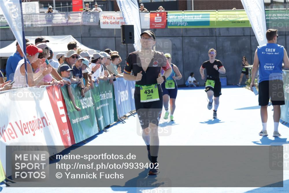 09.08.2026 - GEWOBA Citytriathlon Bremen Yannick Fuchs http://msf.ph/oto/9939402 09.08.2026 15:32:10 Ziel 18, 434, 476, 492 meine-sportfotos.de