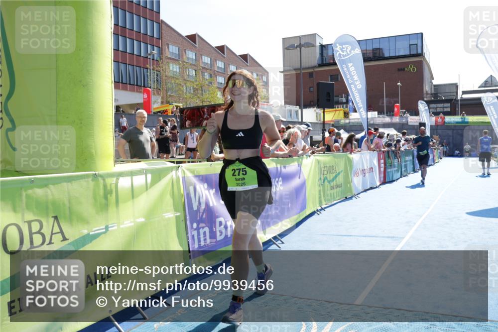 09.08.2026 - GEWOBA Citytriathlon Bremen Yannick Fuchs http://msf.ph/oto/9939456 09.08.2026 15:32:24 Ziel 275, 368 meine-sportfotos.de