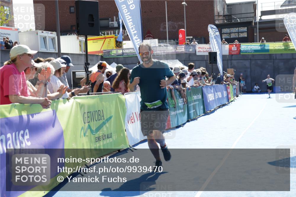 09.08.2026 - GEWOBA Citytriathlon Bremen Yannick Fuchs http://msf.ph/oto/9939470 09.08.2026 15:32:26 Ziel 275, 368 meine-sportfotos.de