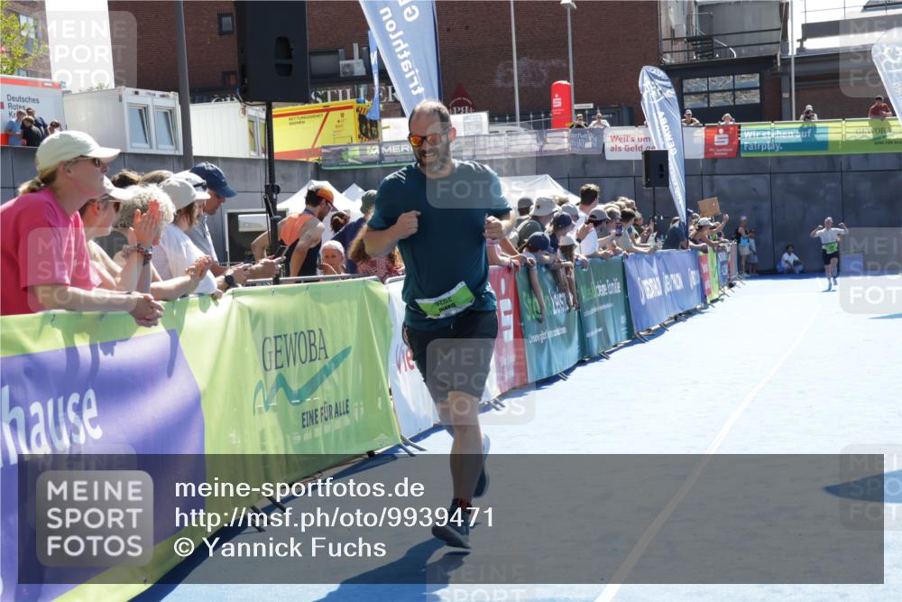 09.08.2026 - GEWOBA Citytriathlon Bremen Yannick Fuchs http://msf.ph/oto/9939471 09.08.2026 15:32:26 Ziel 275, 368 meine-sportfotos.de