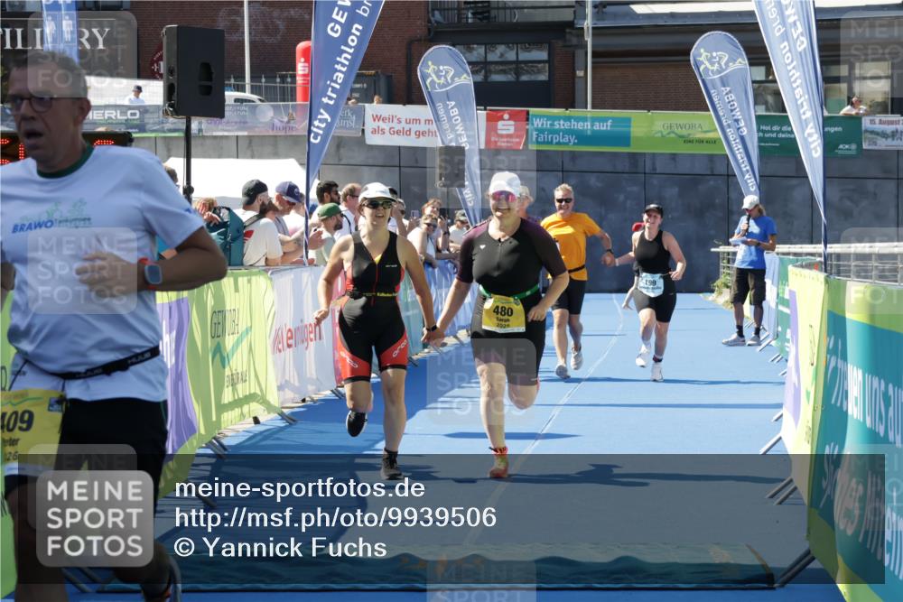 09.08.2026 - GEWOBA Citytriathlon Bremen Yannick Fuchs http://msf.ph/oto/9939506 09.08.2026 11:50:39 Ziel 199, 409, 480, 531 meine-sportfotos.de