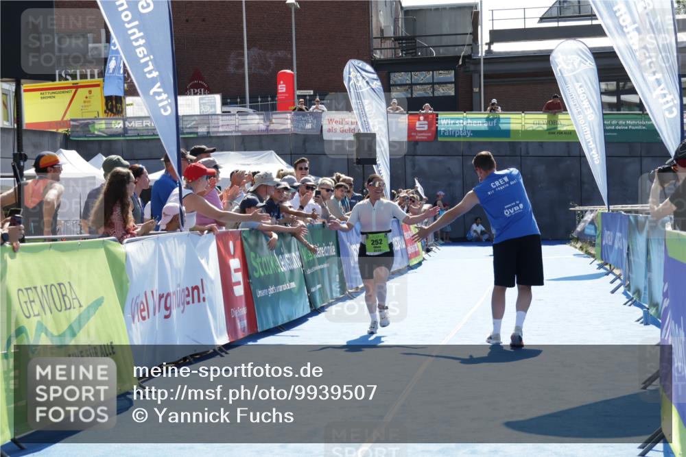 09.08.2026 - GEWOBA Citytriathlon Bremen Yannick Fuchs http://msf.ph/oto/9939507 09.08.2026 15:32:33 Ziel 252, 368 meine-sportfotos.de