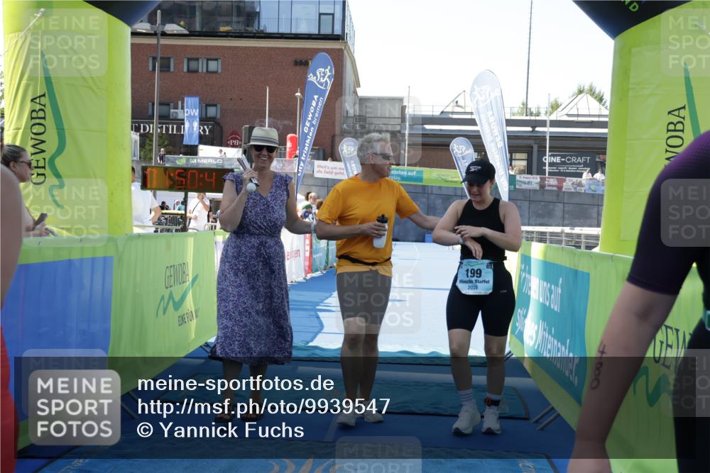 09.08.2026 - GEWOBA Citytriathlon Bremen Yannick Fuchs http://msf.ph/oto/9939547 09.08.2026 11:50:45 Ziel 199 meine-sportfotos.de