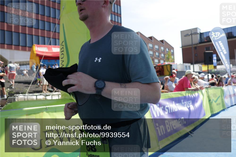 09.08.2026 - GEWOBA Citytriathlon Bremen Yannick Fuchs http://msf.ph/oto/9939554 09.08.2026 15:32:45 Ziel 88 meine-sportfotos.de