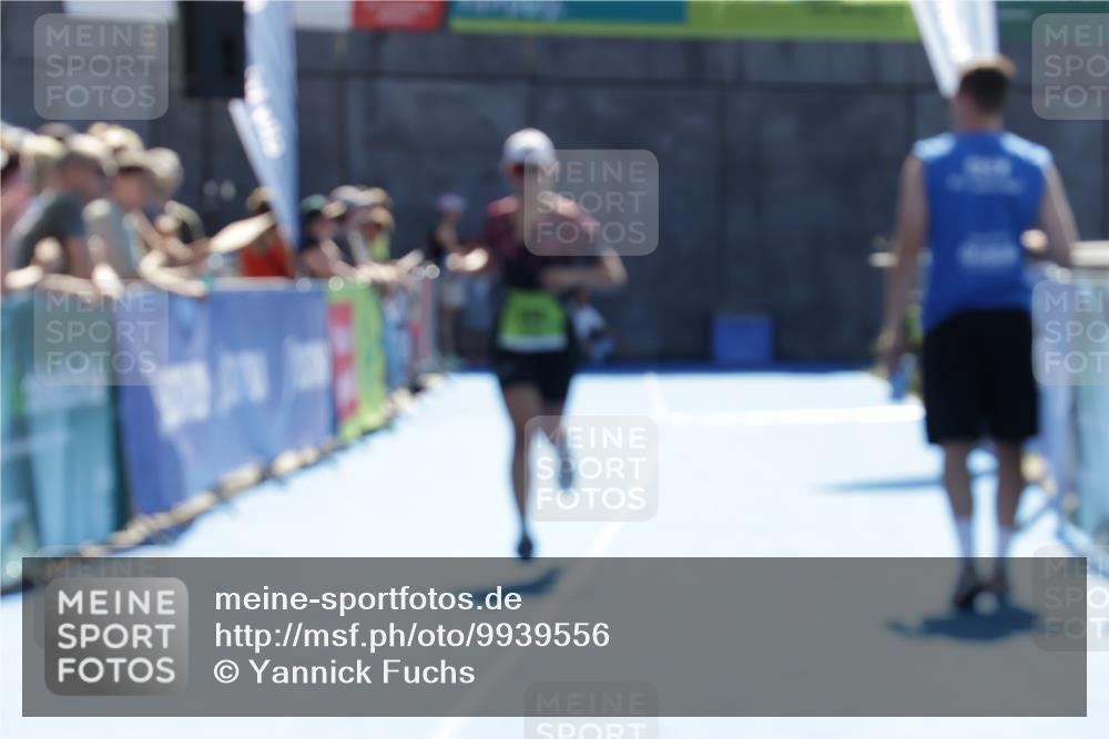 09.08.2026 - GEWOBA Citytriathlon Bremen Yannick Fuchs http://msf.ph/oto/9939556 09.08.2026 15:32:57 Ziel 269 meine-sportfotos.de