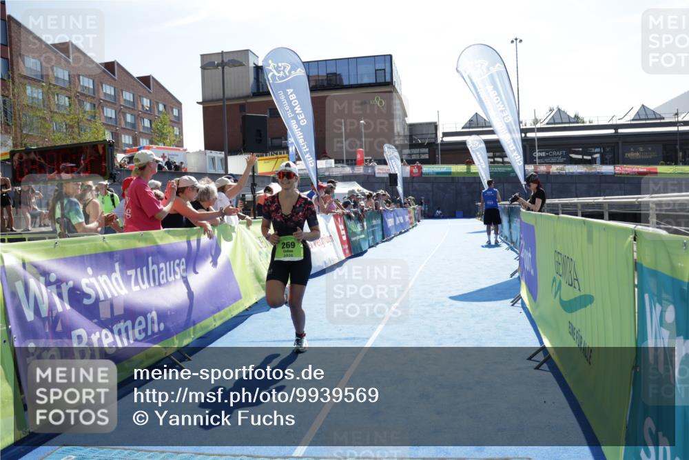 09.08.2026 - GEWOBA Citytriathlon Bremen Yannick Fuchs http://msf.ph/oto/9939569 09.08.2026 15:33:00 Ziel 269 meine-sportfotos.de