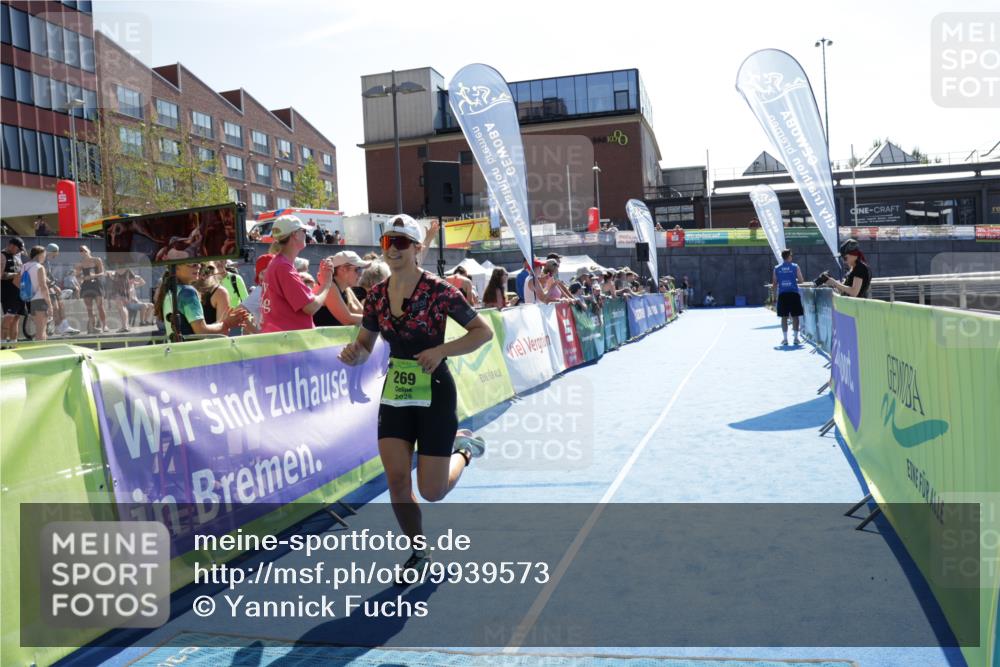 09.08.2026 - GEWOBA Citytriathlon Bremen Yannick Fuchs http://msf.ph/oto/9939573 09.08.2026 15:33:01 Ziel 269 meine-sportfotos.de
