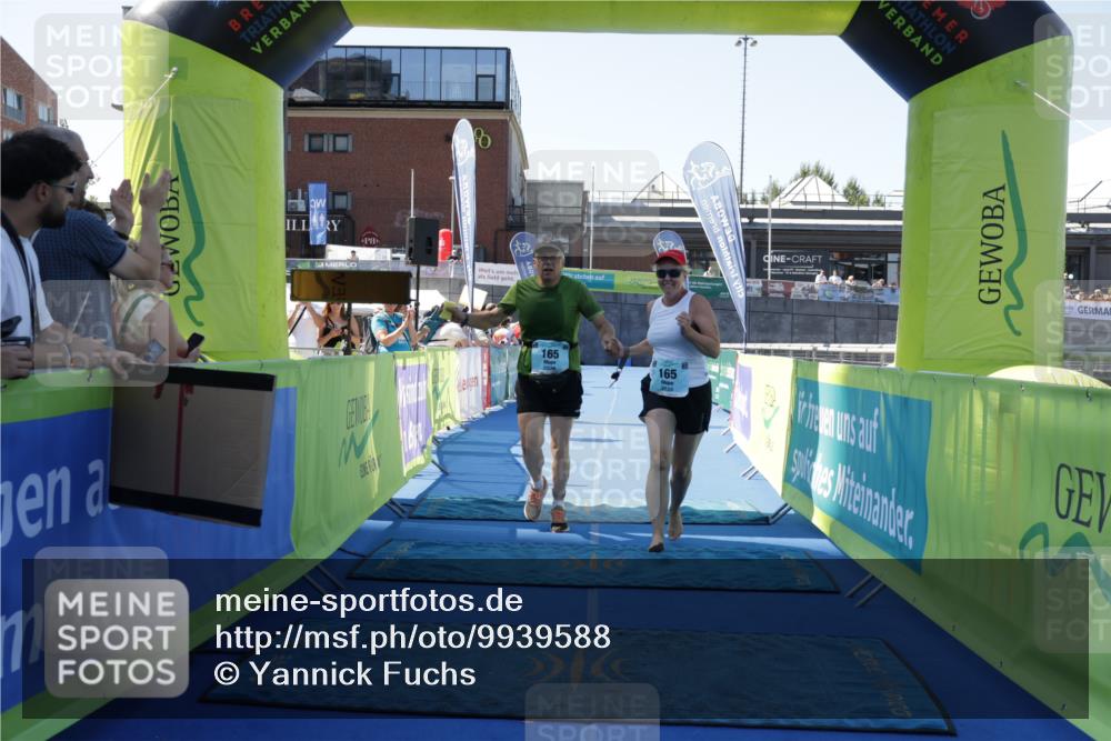 09.08.2026 - GEWOBA Citytriathlon Bremen Yannick Fuchs http://msf.ph/oto/9939588 09.08.2026 11:51:01 Ziel 165 meine-sportfotos.de