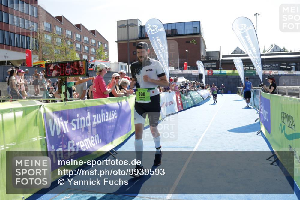 09.08.2026 - GEWOBA Citytriathlon Bremen Yannick Fuchs http://msf.ph/oto/9939593 09.08.2026 15:33:16 Ziel 380 meine-sportfotos.de