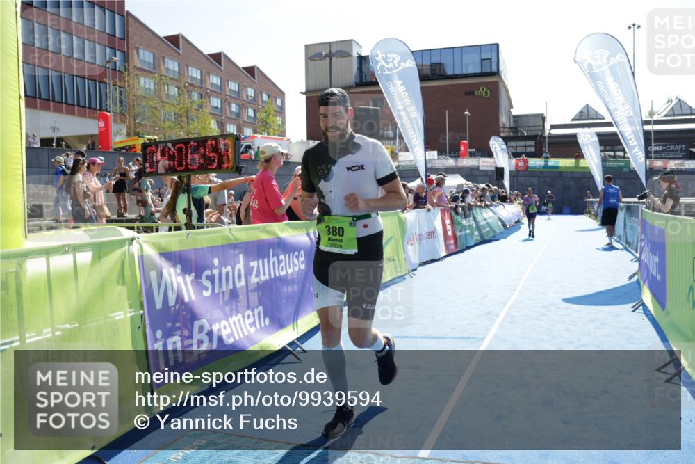 09.08.2026 - GEWOBA Citytriathlon Bremen Yannick Fuchs http://msf.ph/oto/9939594 09.08.2026 15:33:16 Ziel 380 meine-sportfotos.de