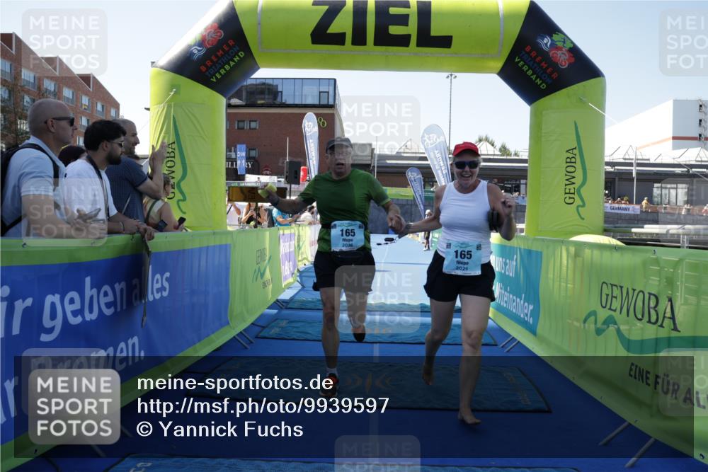 09.08.2026 - GEWOBA Citytriathlon Bremen Yannick Fuchs http://msf.ph/oto/9939597 09.08.2026 11:51:02 Ziel 165 meine-sportfotos.de