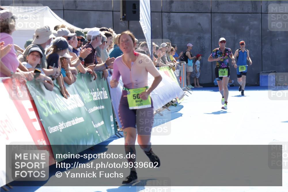 09.08.2026 - GEWOBA Citytriathlon Bremen Yannick Fuchs http://msf.ph/oto/9939602 09.08.2026 15:33:18 Ziel 380, 502 meine-sportfotos.de