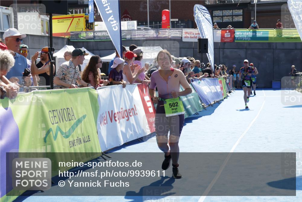 09.08.2026 - GEWOBA Citytriathlon Bremen Yannick Fuchs http://msf.ph/oto/9939611 09.08.2026 15:33:20 Ziel 380, 502 meine-sportfotos.de