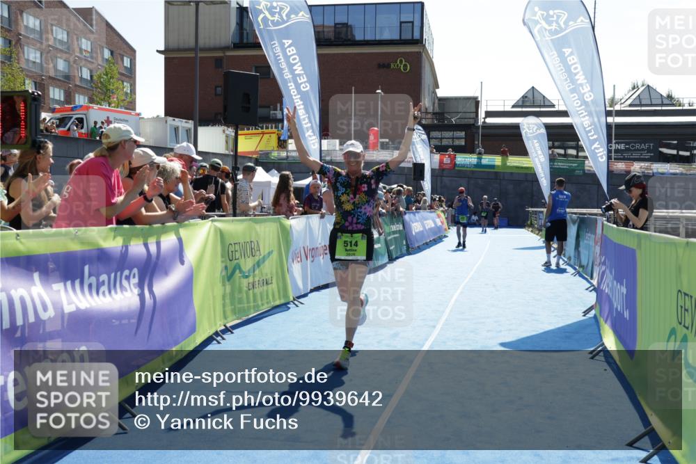 09.08.2026 - GEWOBA Citytriathlon Bremen Yannick Fuchs http://msf.ph/oto/9939642 09.08.2026 15:33:24 Ziel 502, 514 meine-sportfotos.de