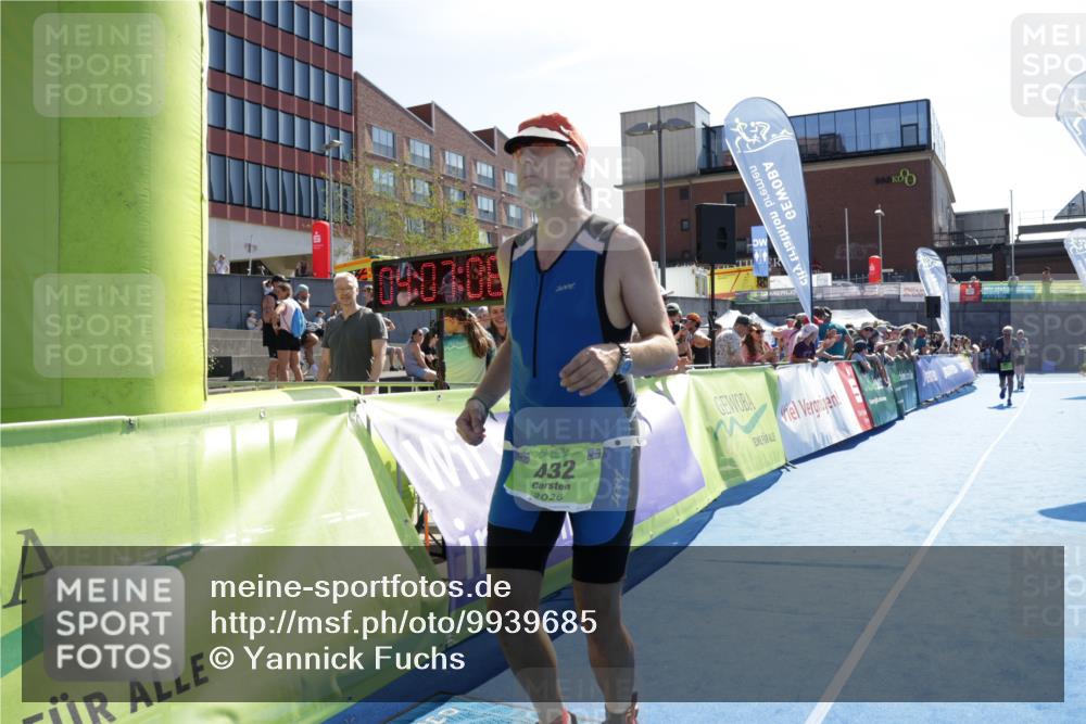 09.08.2026 - GEWOBA Citytriathlon Bremen Yannick Fuchs http://msf.ph/oto/9939685 09.08.2026 15:33:32 Ziel 432 meine-sportfotos.de